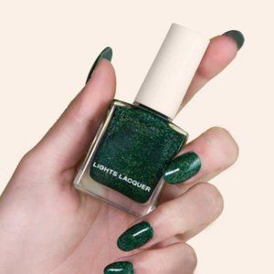 Light Lacquer - Hoping to be Kissed